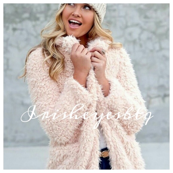 Jackets & Blazers - Daphne shaggy faux fur coat